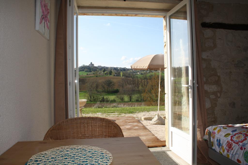 La Perle Du Lot Bed & Breakfast Castelnau-Montratier Oda fotoğraf