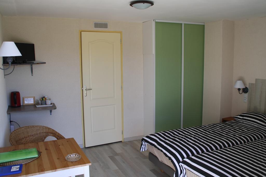 La Perle Du Lot Bed & Breakfast Castelnau-Montratier Dış mekan fotoğraf